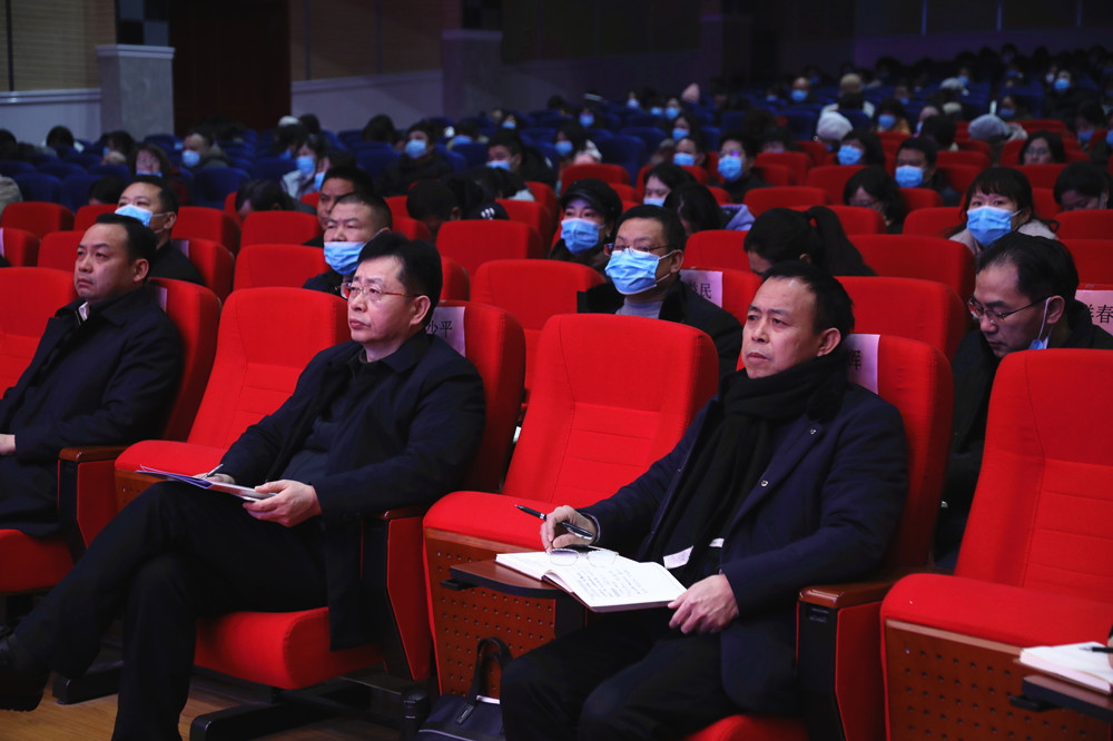 廖健来我校宣讲党的十九届五中全会精神