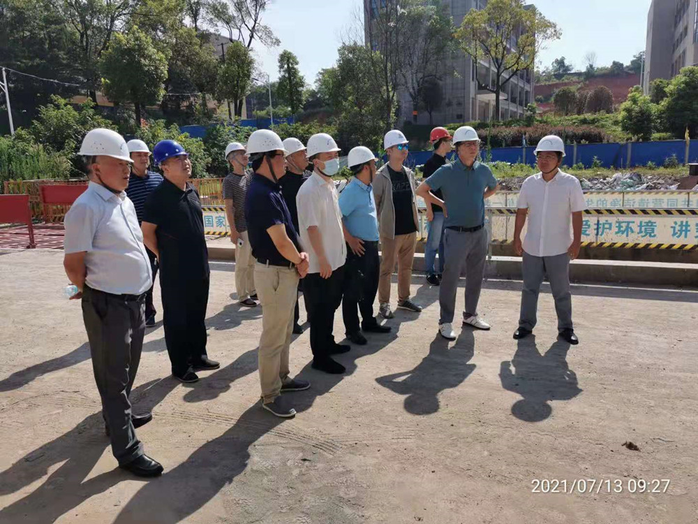 湖南省教育厅发展规划处副处长汪忠明一行来校检查指导工作