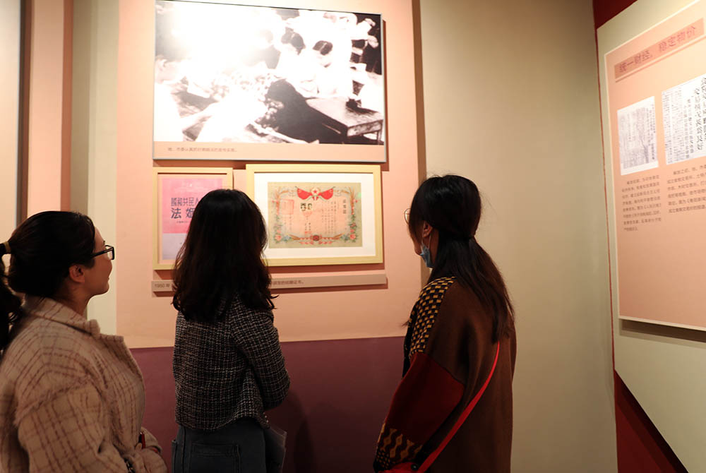 追寻历史印记,感悟红色精神 ——衡阳幼高专开展优秀青年干部学习活动 追寻历史印记,感悟红色精神 ——衡阳幼高专开展优秀青年干部学习活动