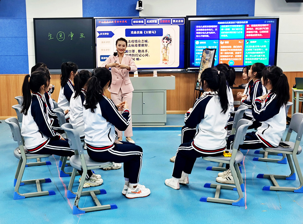 辛勤耕耘结硕果,奋力拼搏创辉煌 ——我校教师杨洁、曹蓓、方洁团队参加全国职业院校技能大赛教学能力比赛侧记 辛勤耕耘结硕果,奋力拼搏创辉煌 ——我校教师杨洁、曹蓓、方洁团队参加全国职业院校技能大赛教学能力比赛侧记