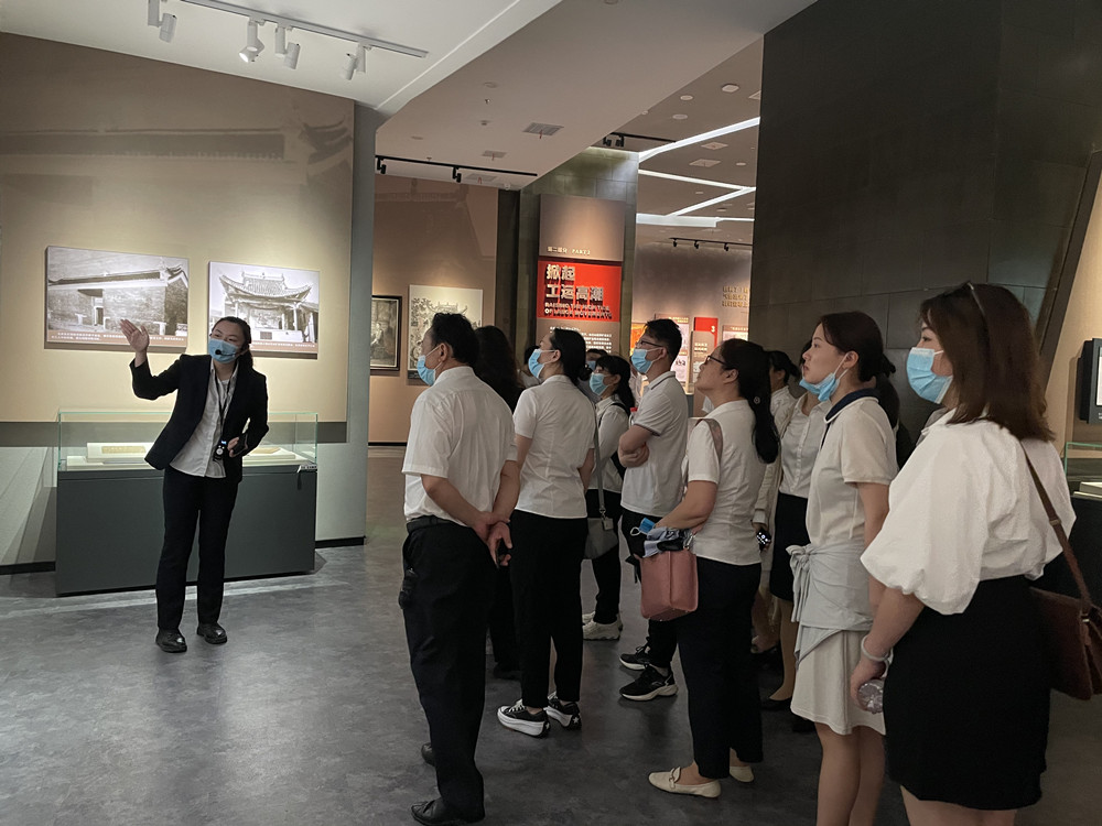 我校教学党总支赴常宁市水口山工人运动纪念馆 开展主题党日活动 我校教学党总支赴常宁市水口山工人运动纪念馆 开展主题党日活动