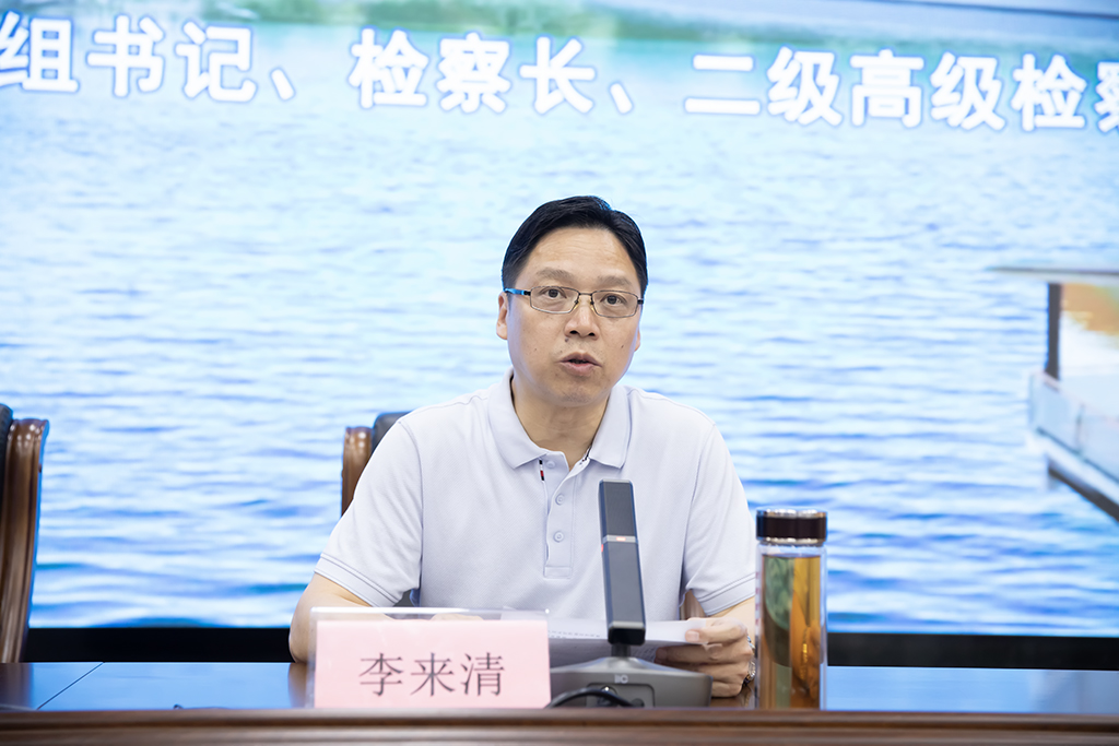 让法治成为全体师生的一种信仰和生活方式 ——市人民检察院检察长刘兴无来我校作法治专题讲座 让法治成为全体师生的一种信仰和生活方式 ——市人民检察院检察长刘兴无来我校作法治专题讲座